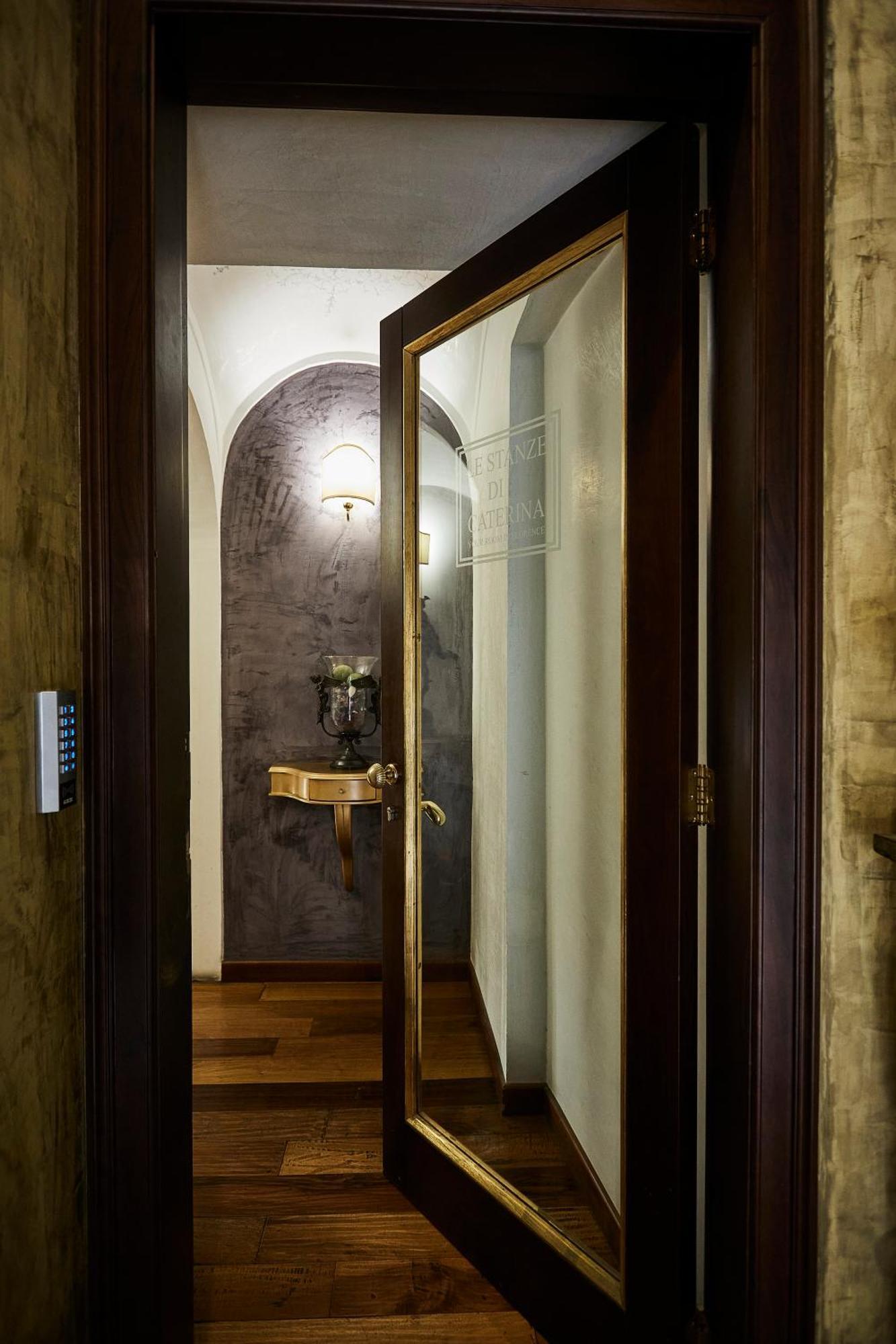 Le Stanze Di Caterina Bed & Breakfast Floransa Dış mekan fotoğraf